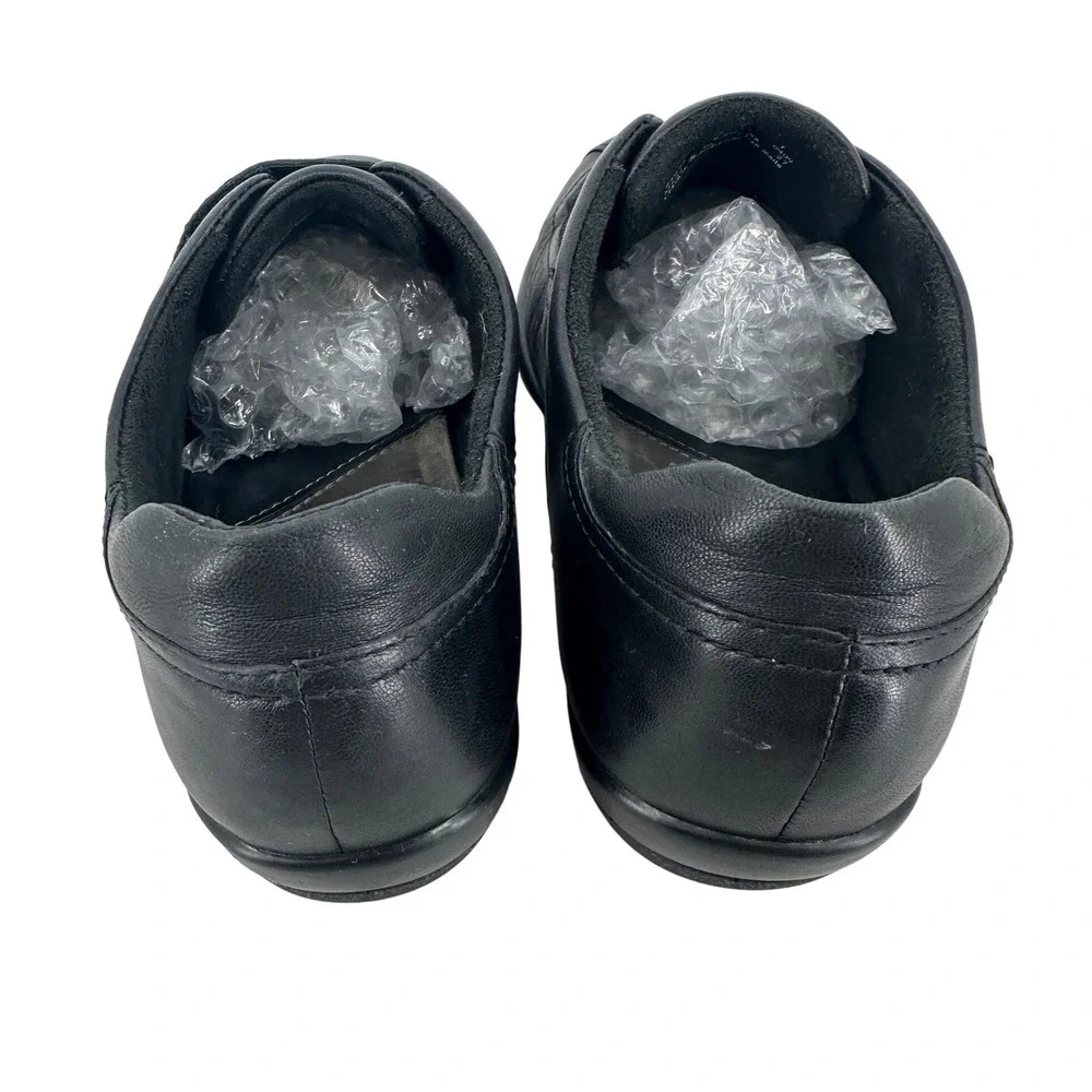 Clarks Women's Black Leather Hook and‎ Loop Strap Loafers 84972 Size 8.5N Casual